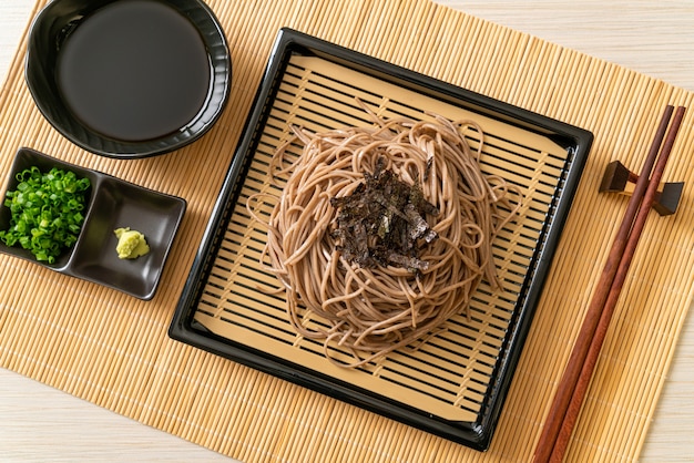 Tagliatelle fredde di soba di grano saraceno