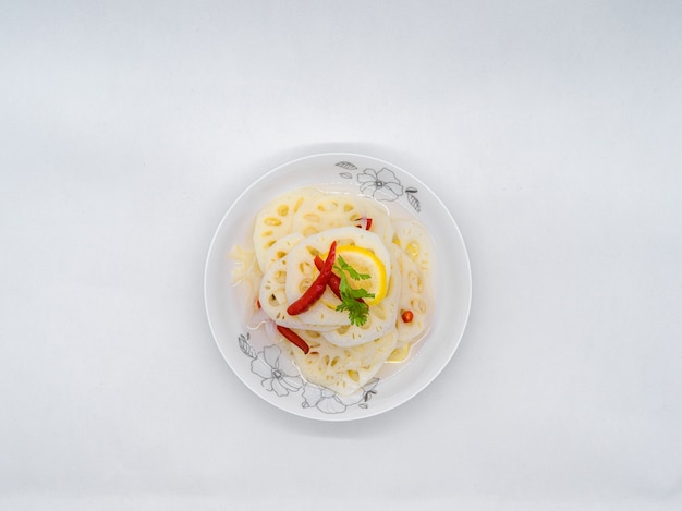 Cold lotus root slices