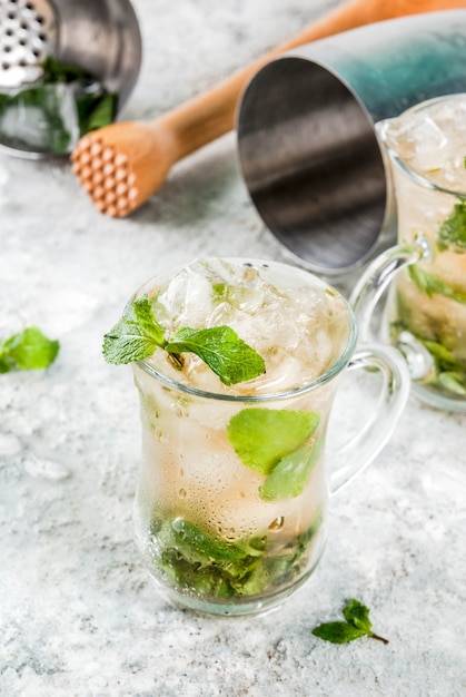 Cold mint julep