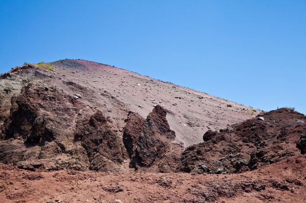 ベスビオ火口の冷たい火山溶岩-ナポリ-イタリア