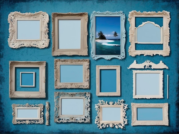 Foto una raccolta di cornici di immagini su una parete con uno sfondo blu e una scena sulla spiaggia