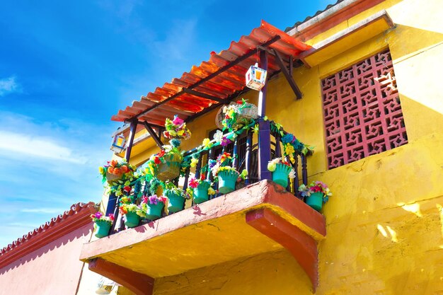 Colombia Cartagena ommuurde stad Cuidad Amurrallada en kleurrijke gebouwen in het historische stadscentrum