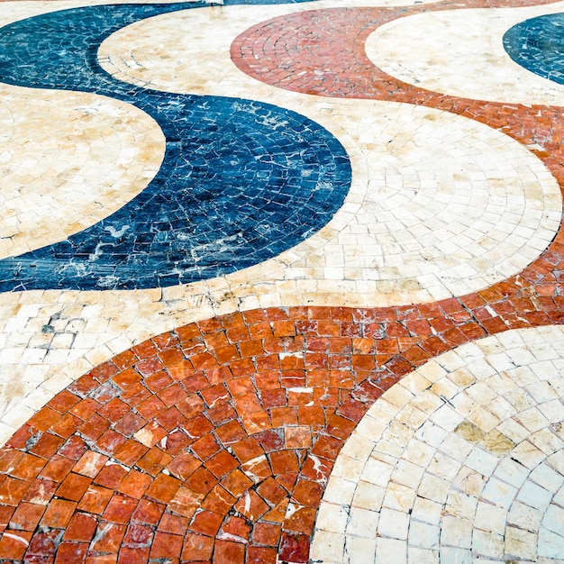 Foto pavimentazione di ciottoli colorati in alicante spagna sfondo strutturato