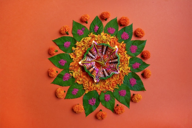 Фото Красочный фон дивали rangoli