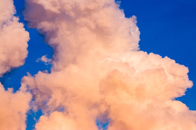 Photo colorful dramatic sky with cloud at sunset