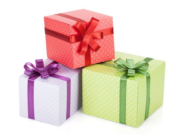 Photo colorful gift boxes with ribbon and bow