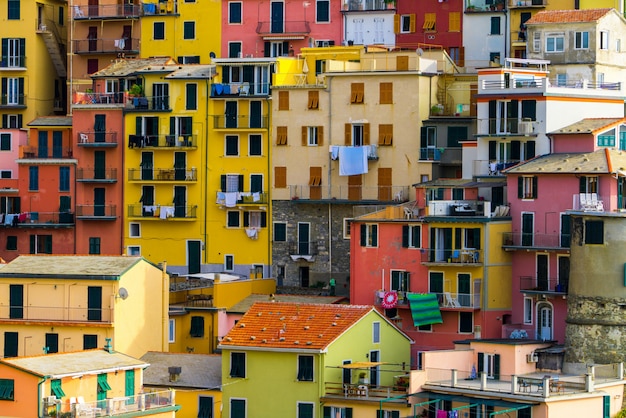 Foto case colorate a manarola