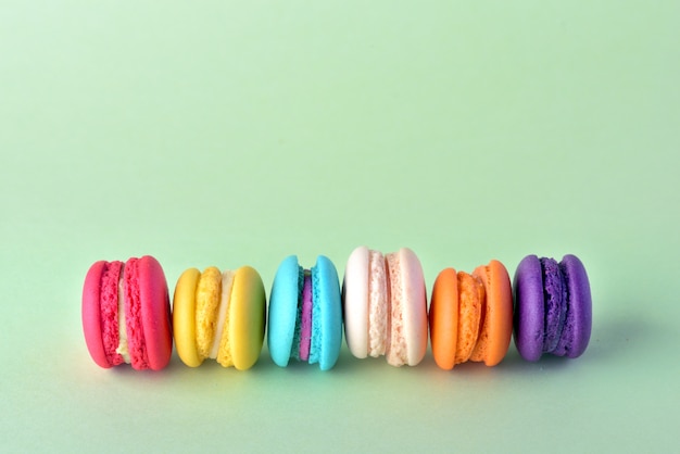 Macarons colorati