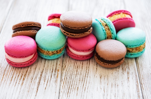 Colorful macaroons 