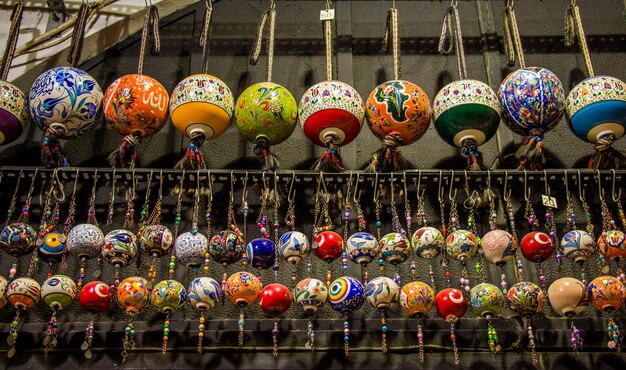 Photo colorful turkish ceramic balls as souvenirs at street market