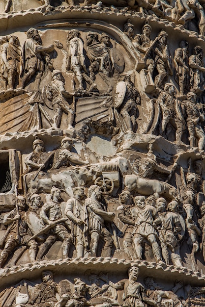 Colonna di marco aurelio a roma