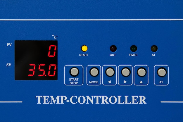 Commercial temperature controller