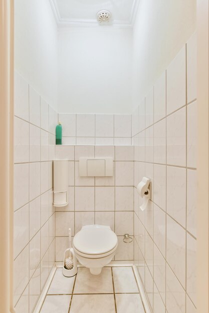 Compact toilet interieur