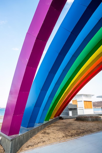 Foto composizione con concetto di arcobaleno in stile lgbt