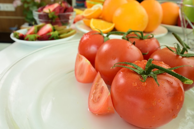 有機野菜や果物の様々な構成。