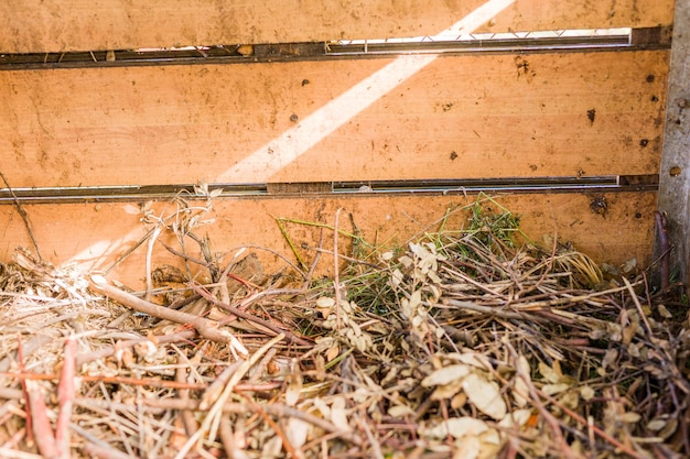 Compost organische meststof biologisch afbreekbare recyclinggemeenschap die voedselafval achtergrond samenstellen