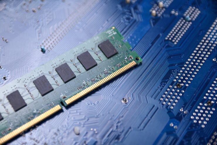 Photo 電腦記憶體 ram 在主板上. 近距離. 系統,主記憶體,隨機存取記憶體,內部,電腦細節. 電腦元件. ddr3. ddr4. ddr5