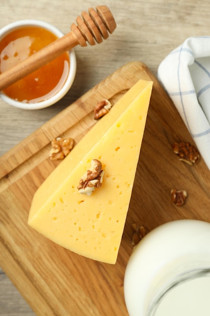 단단한 치즈와 함께 먹는 요리의 개념, 클로즈업