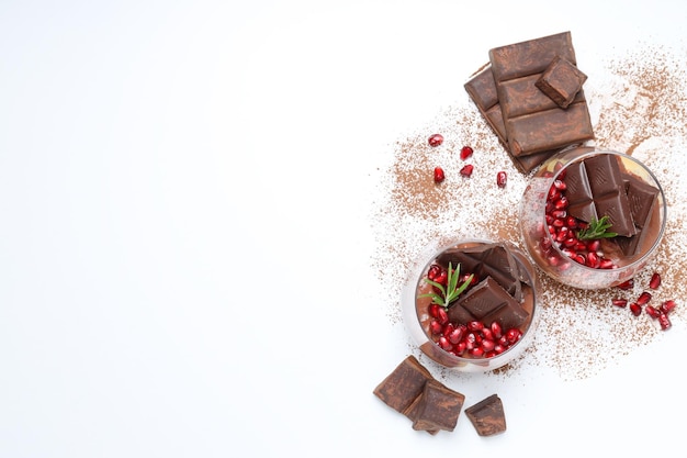 美味しくて甘い食べ物のチョコレートムースのコンセプト