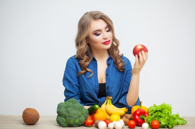 Concept of diet and healthy eating woman with vegetables