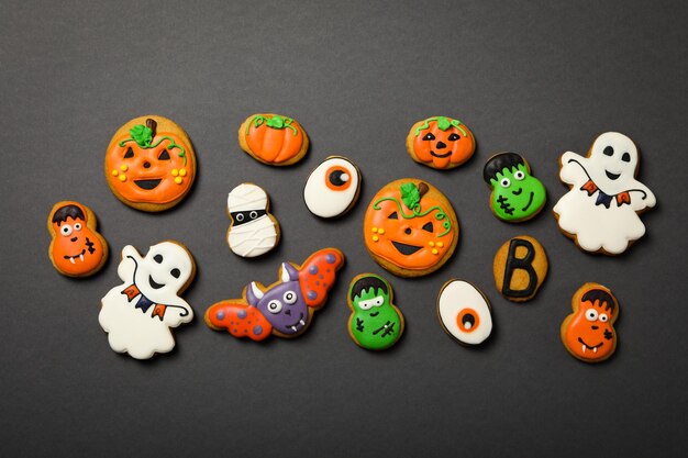 Foto concetto di dolci di halloween dolci divertenti vista dall'alto