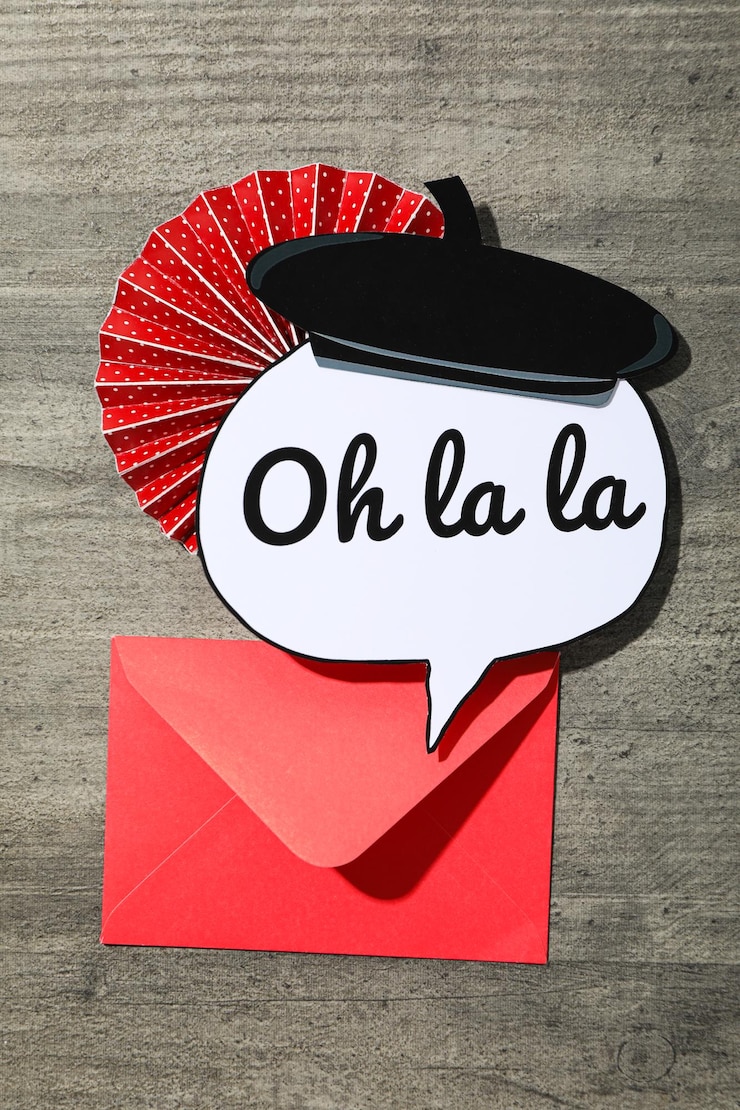 Photo the concept of learning the french language on a dark background
