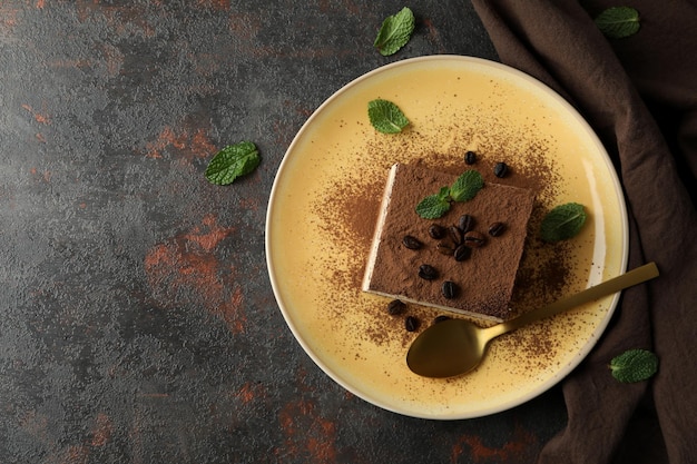 Concept smakelijk dessert met Tiramisu-cakeruimte voor tekst