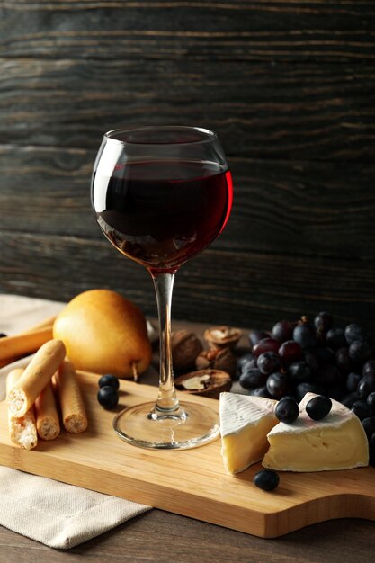 Concetto di vino da bere alcolico gustoso e delizioso