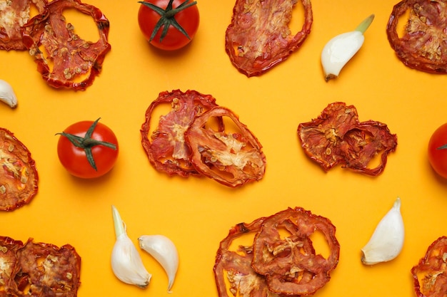맛있는 음식 햇볕에 말린 토마토 평면도의 개념