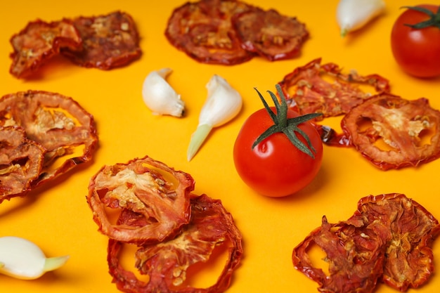 맛있는 음식 햇볕에 말린 토마토의 개념