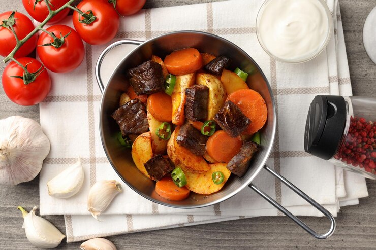 The Alluring Aroma of Slow Cooker Beef Stew: A Comforting Classic