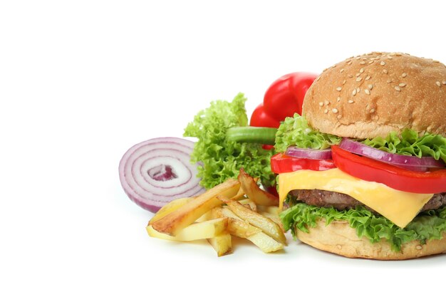 Концепция вкусной еды с гамбургером, изолированные на белом фоне