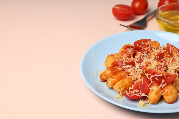 Concetto di cibo gustoso con spazio per gli gnocchi per il testo