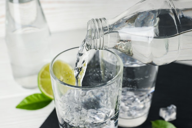 Foto concetto di sete e freschezza acqua dolce