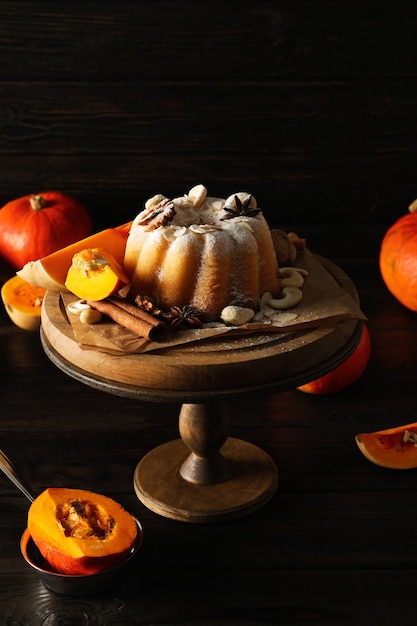 Concept van Autumn vibe food Pumpkin cake