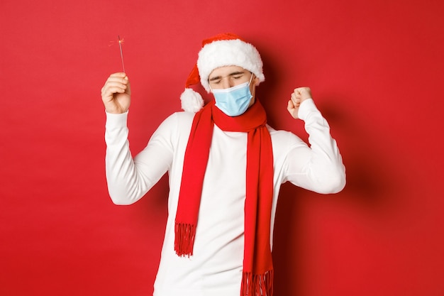 Concept van covid-19, Kerstmis en feestdagen tijdens pandemie