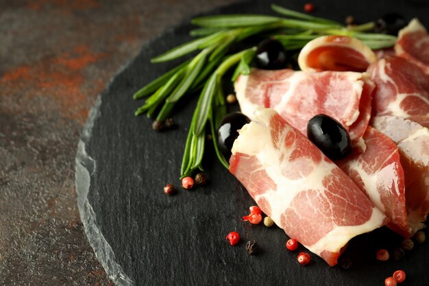 Concept van heerlijk eten met jamon close-up