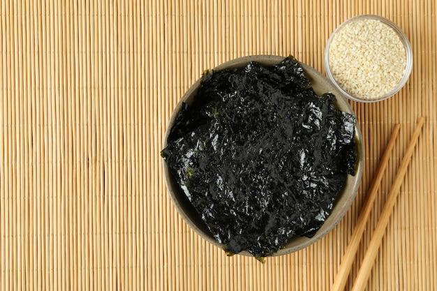 Concept van Japans eten zeewier nori ruimte voor tekst