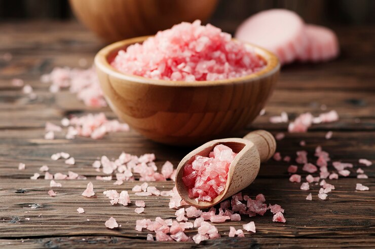 Concept van kuur met roze zout