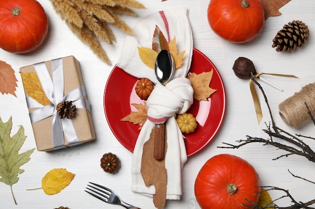 Concept van Thanksgiving day Herfst tafel instelling bovenaanzicht