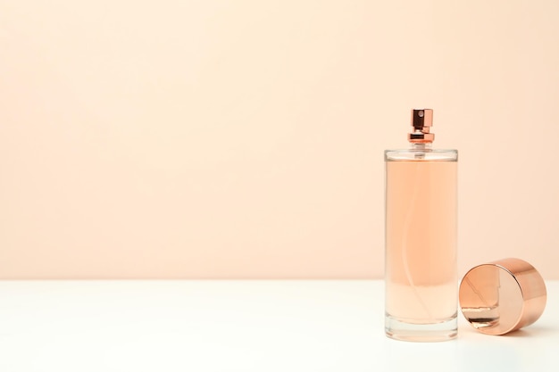 Concept van vrouwelijk parfum, ruimte voor tekst