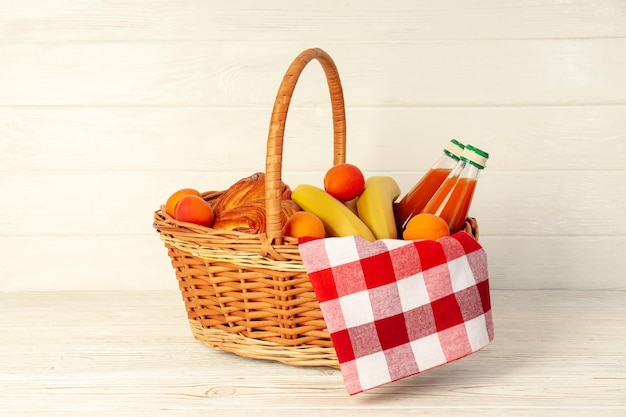 Foto concetto di splendida giornata fuori al picnic