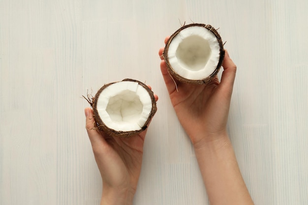 Concept zomer en vakantie met kokosnoot