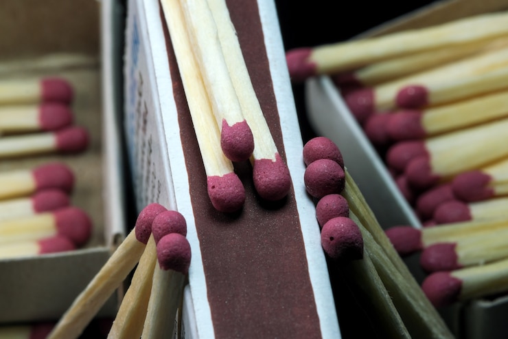Photo conceptual photography phosphoric matches close-up macro photography