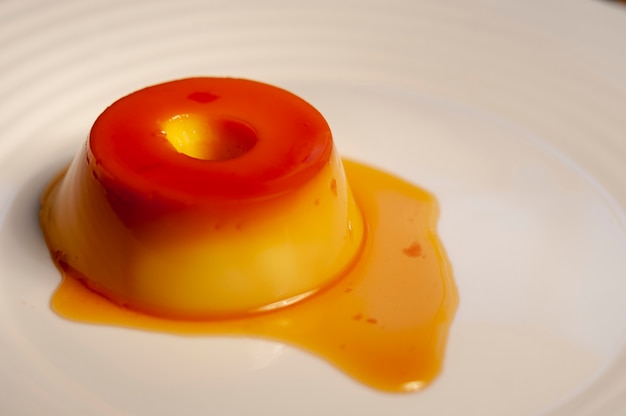 Condensed milk pudding with sugar syrup 
