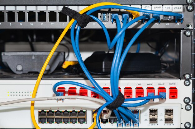 Connected distribution communication cables in a computer satellite distribution box