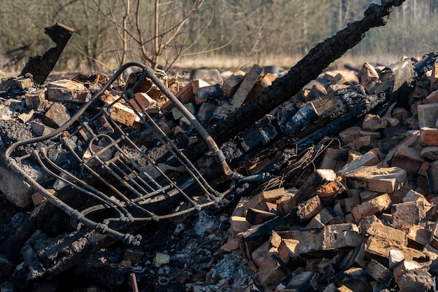 The consequences of a bomb explosion and a fire in a residential building