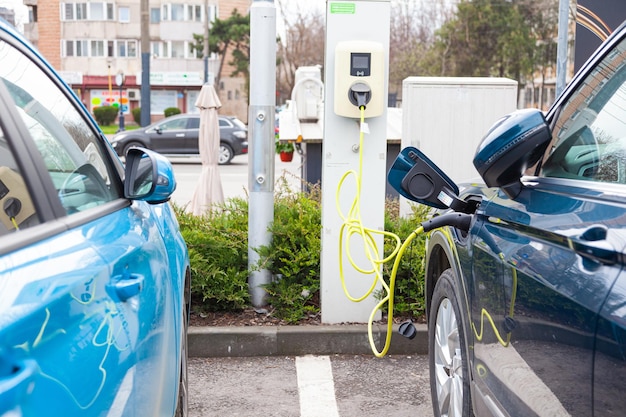 コンスタンタ ルーマニア 02152023 電気自動車の充電所での充電