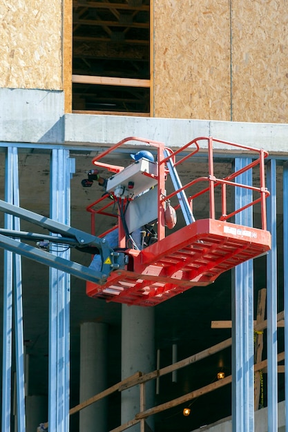 Constructieframes in houten gebouwen en huizen