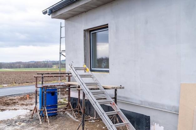 Construction of a family house in the countryside